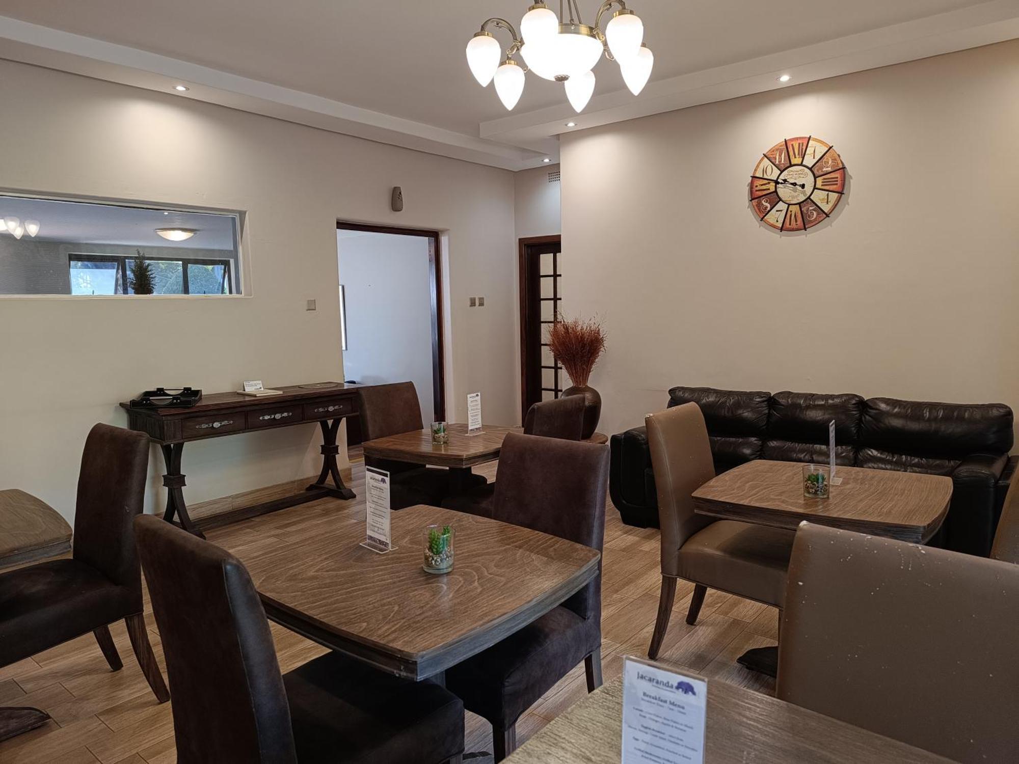 Jacaranda Hotell Harare Exteriör bild